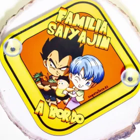 Cartel "Familia Saiyajin a bordo"