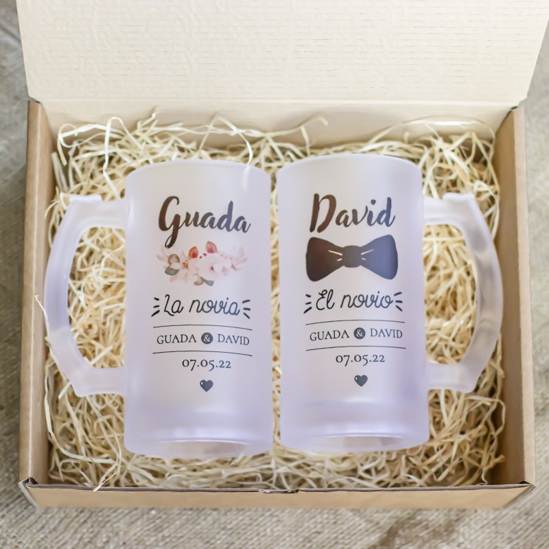 Pack 2 Jarras de cerveza "Novios"